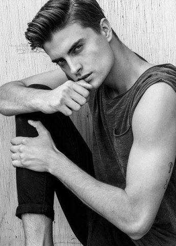 Igor J.